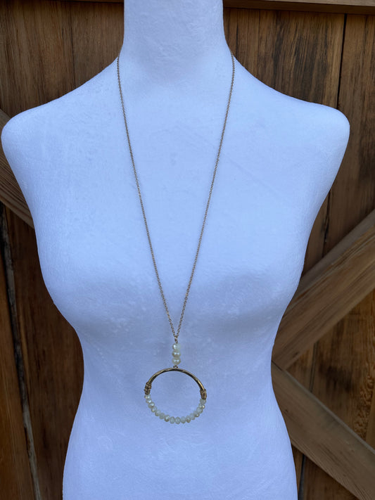 GOLD AND WHITE HOOP NECKLACE